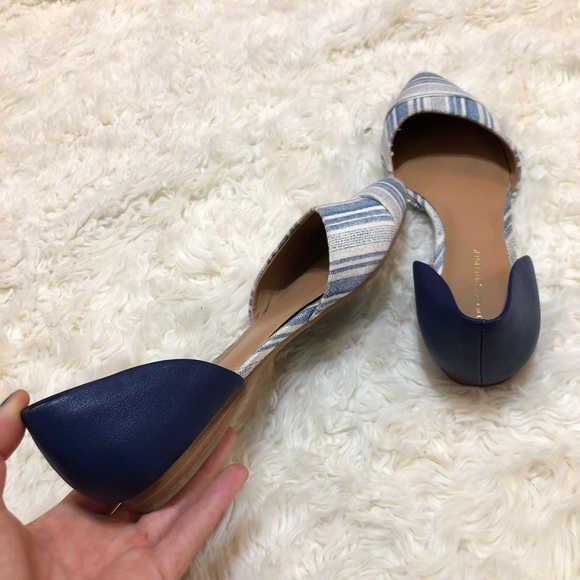 Tommy Hilfiger Woven Flats - Picture 4 of 4